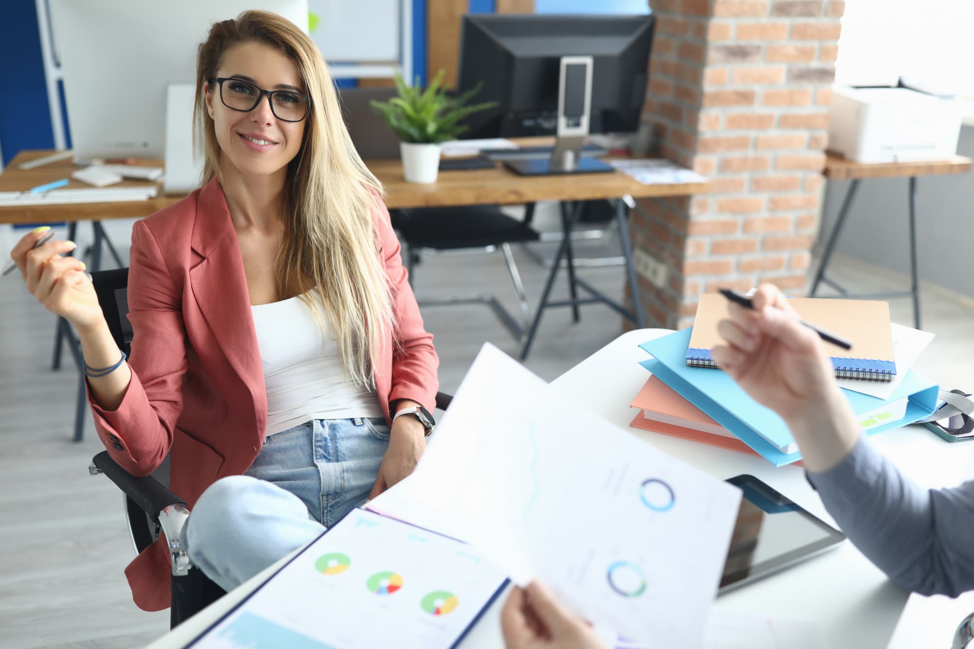 Rozmowa kwalifikacyjna bez stresu – jak wypaść pewnie i przekonać rekrutera